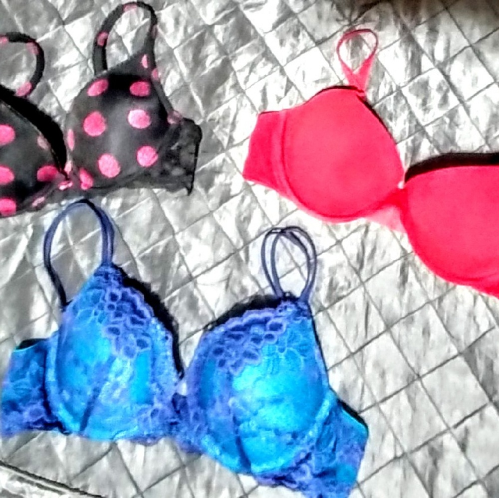 Victoria Secret Bras Like New